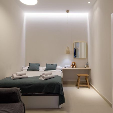Osito Hub - Esteban Ballester Valenza Esterno foto
