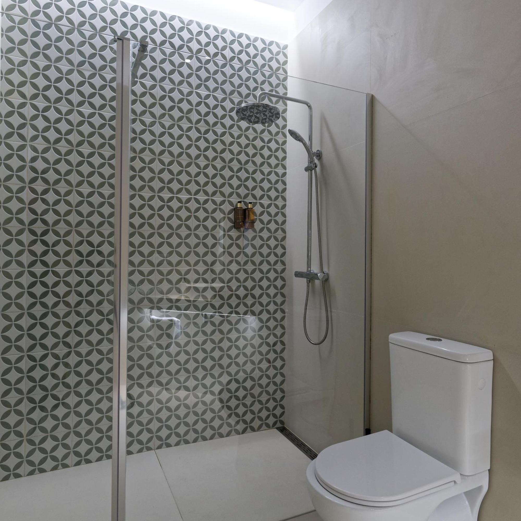 Osito Hub - Esteban Ballester Valenza Esterno foto